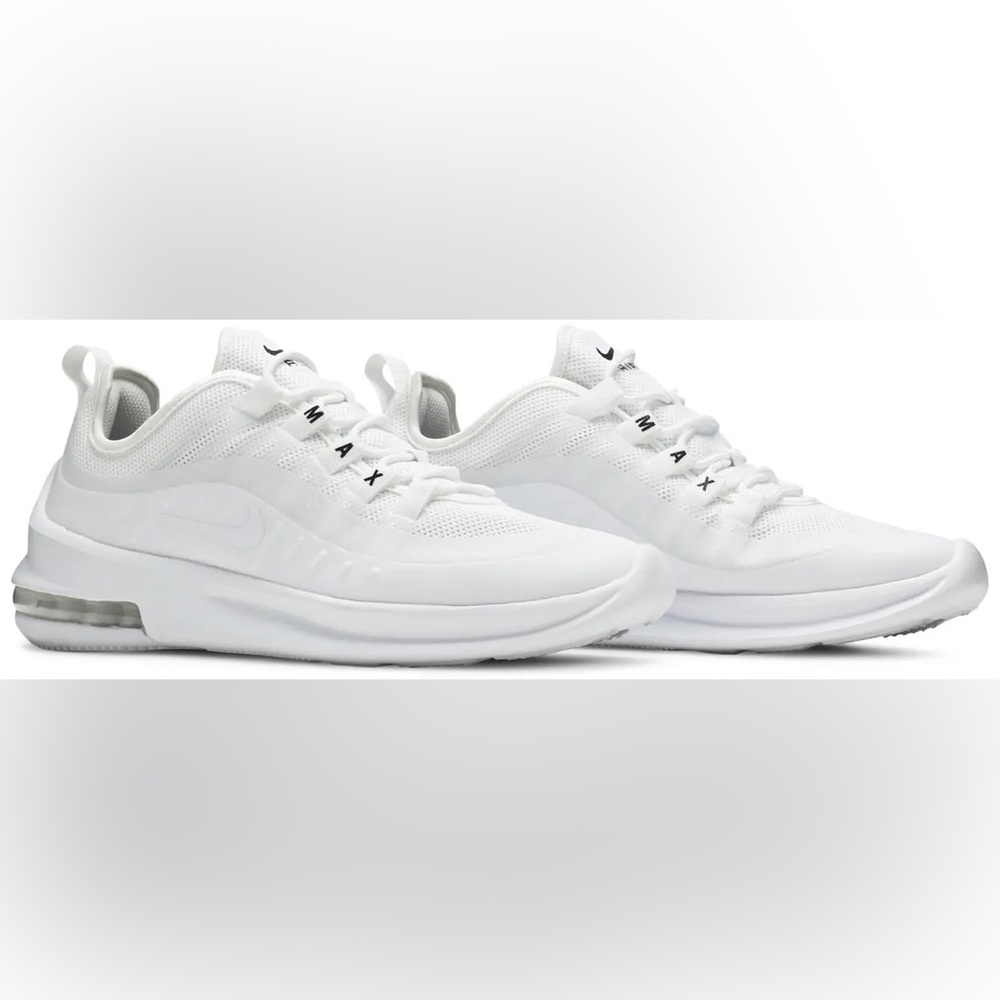 Nike Women's Air Max Axis